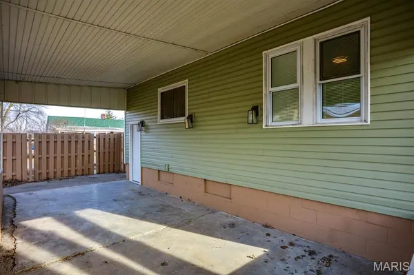 432 Anderson ST, Carlinville, IL 62626