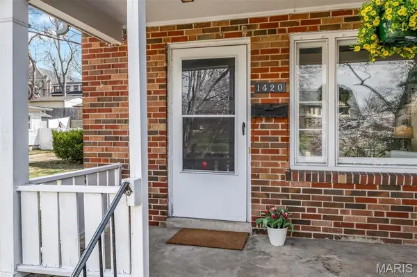 1420 Rankin DR, Richmond Heights, MO 63117
