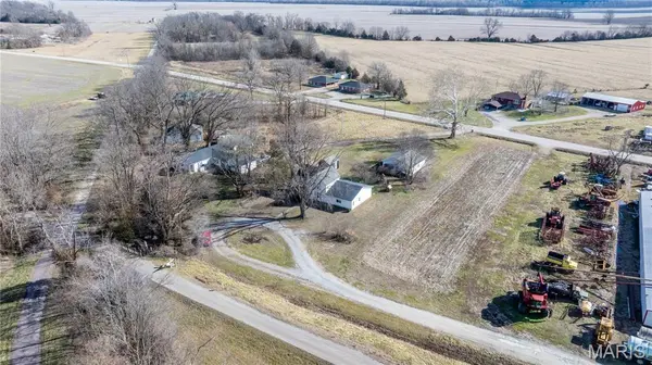 5646 Olive ST, Tebbetts, MO 65080