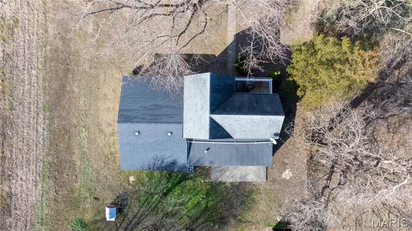 5646 Olive ST, Tebbetts, MO 65080