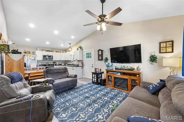 1003 N. Mine ST, Potosi, MO 63664