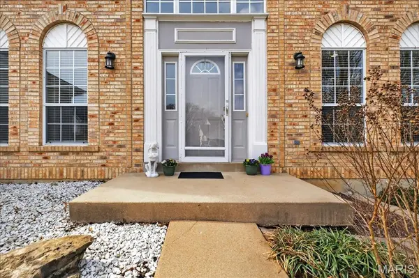 975 Arlington Glen DR, Fenton, MO 63026