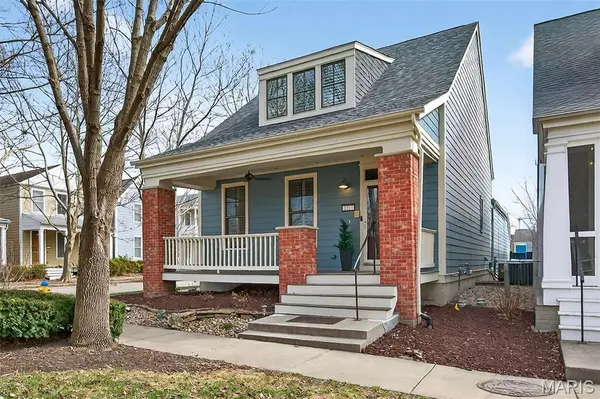 3217 E Arpent WAY, St Charles, MO 63301
