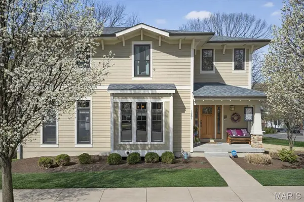 1303 Childress AVE, St Louis, MO 63139