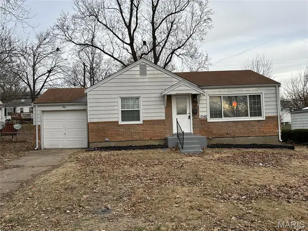 10142 Newbold DR,  Bellefontaine Nghbrs,  MO 63137