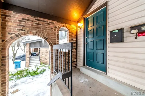 2317 Driftwood PL, Maryland Heights, MO 63146