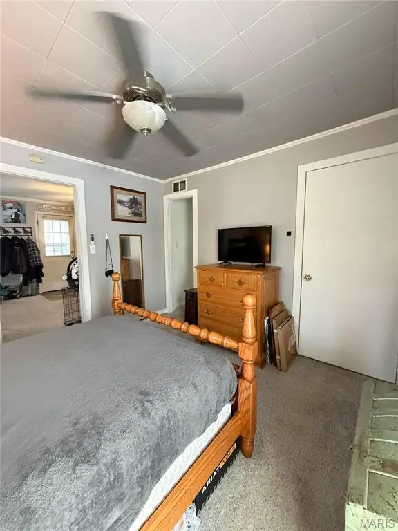 209 Snyder AVE, Novinger, MO 63559