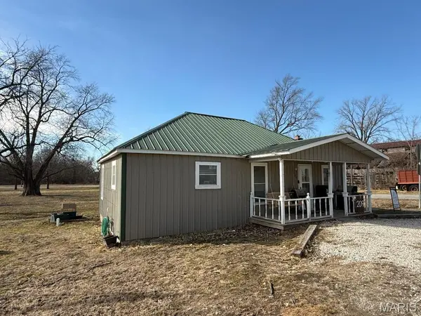 209 Snyder AVE, Novinger, MO 63559