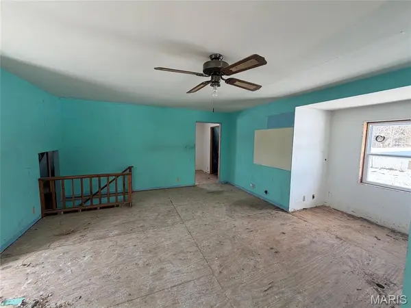 111 Kane LN, High Hill, MO 63350