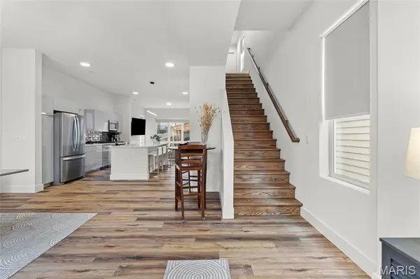 3415 Vista AVE, St Louis, MO 63104
