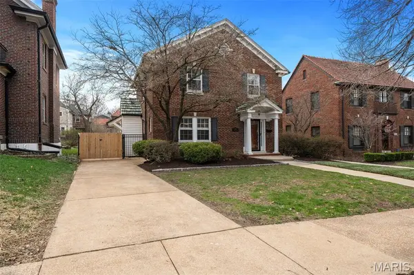 7560 Stanford AVE, University City, MO 63130
