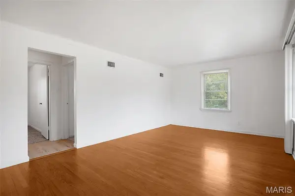 316 Harding AVE, Maryland Heights, MO 63043