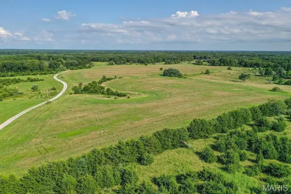000 County Road 343, Paris, MO 65275