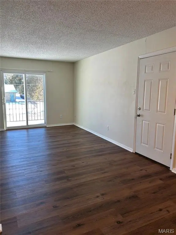 505 N Monroe ST #8, Pacific, MO 63069