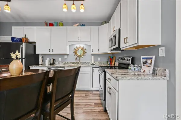 885 Forest AVE #303, Valley Park, MO 63088