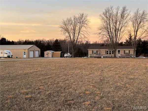 13449 Highway J, Conway, MO 65632