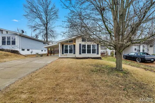 312 Ballwin AVE, Ballwin, MO 63021