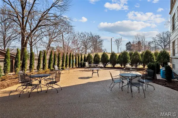 625 S Skinker BLVD #802, St Louis, MO 63105