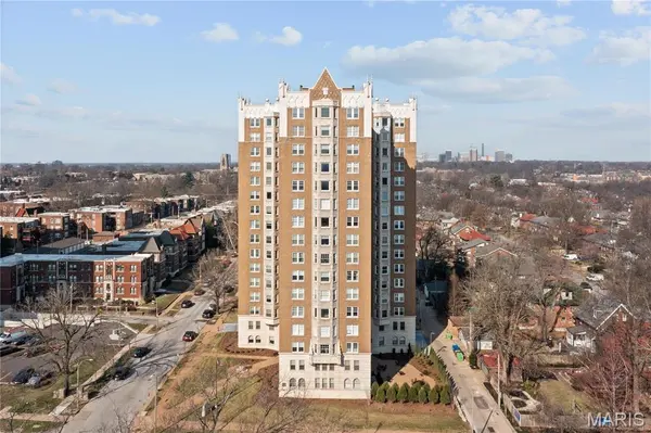 625 S Skinker BLVD #802, St Louis, MO 63105