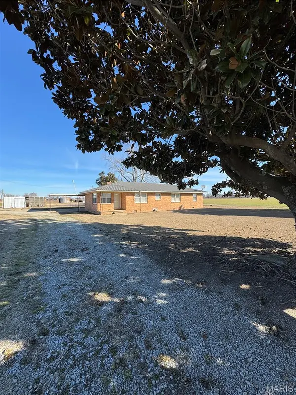 11013 State Highway 164, Arbyrd, MO 63821
