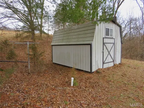 75 Huesgen LN, Bonnots Mill, MO 65016