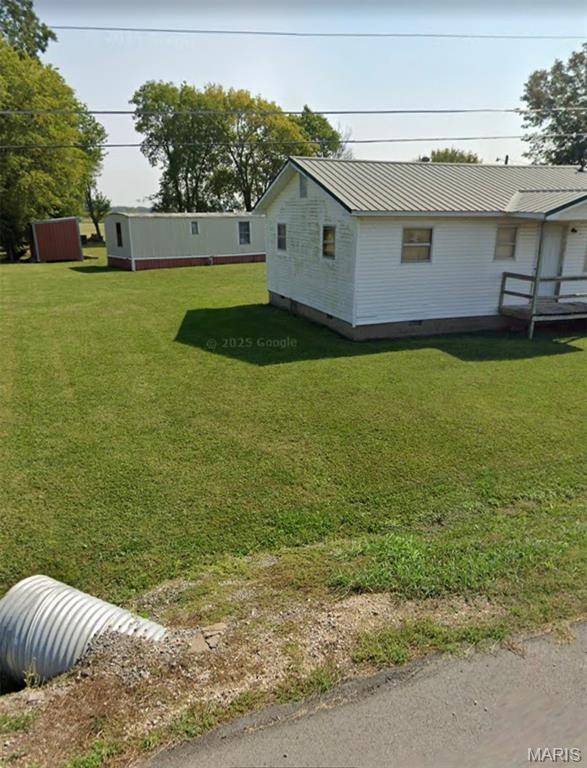 27726 Babler RD, Bell City, MO 63735