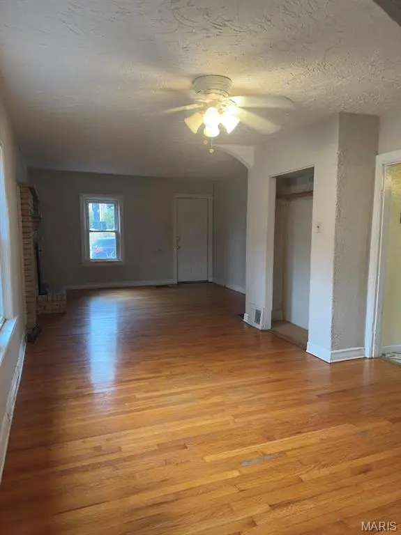 7410 Liberty AVE, University City, MO 63130