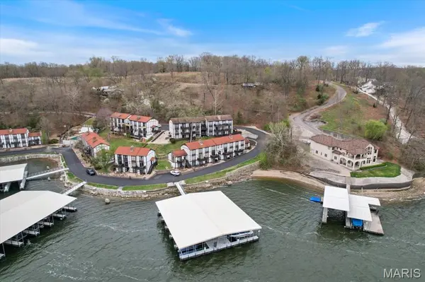 365 Osage Heritage CIR #2C, Linn Creek, MO 65052