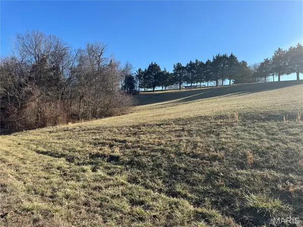 14 Sun Downs,  Marthasville,  MO 63357