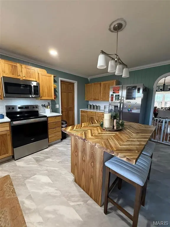 400 W Missouri AVE, Bland, MO 65014