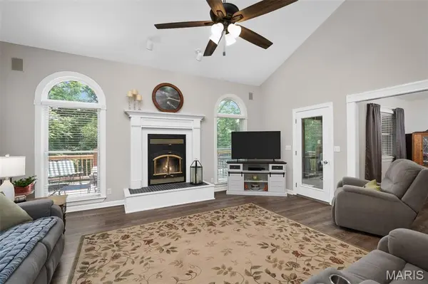 20220 Inverness DR, Marthasville, MO 63357
