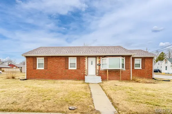 1735 Rhodes ST, Madison, IL 62060