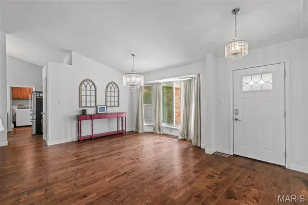 644 Bugle Run DR, Florissant, MO 63034