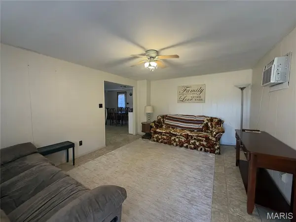 551 Bluffton Rd, Rhineland, MO 65069