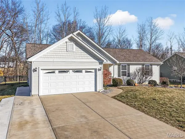 130 Stone Bridge DR, Moscow Mills, MO 63362