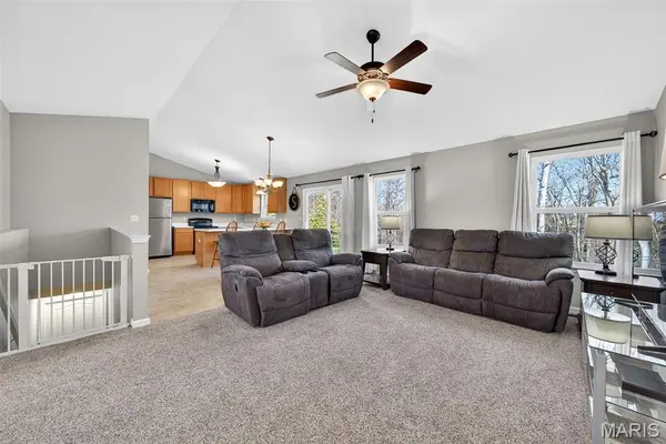 130 Stone Bridge DR, Moscow Mills, MO 63362