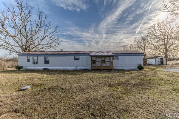401 S Highway T, Stoutland, MO 65567