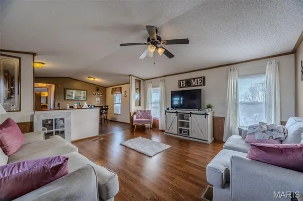 401 S Highway T, Stoutland, MO 65567