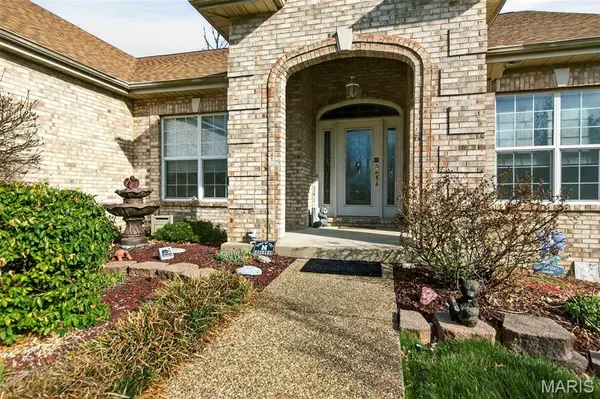 1521 Hibernation HOLW, Wentzville, MO 63385
