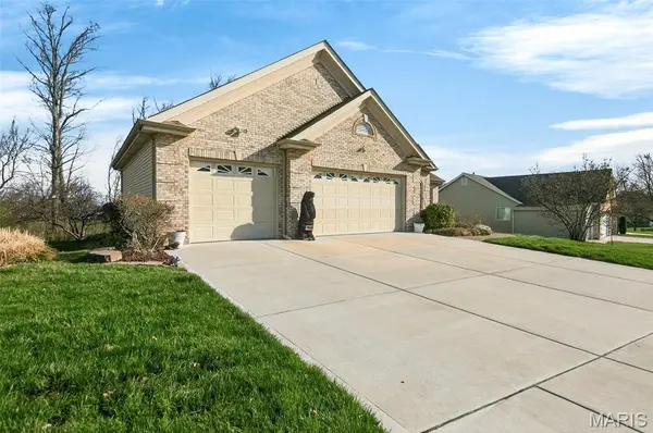 1521 Hibernation HOLW, Wentzville, MO 63385