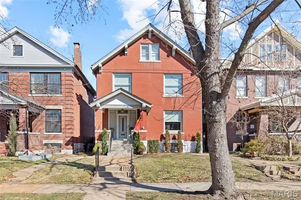6117 Westminster PL, St Louis, MO 63112