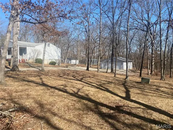 10306 Forest Trails DR, Foristell, MO 63348