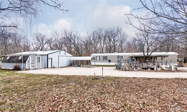 748 Walker RD, Troy, MO 63379