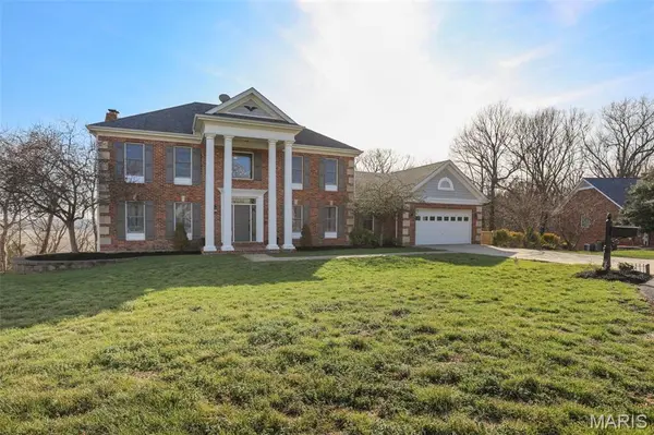 6 River Bluff CT, Augusta, MO 63332
