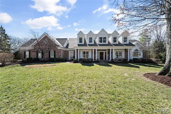 16 Outer Ladue DR, Frontenac, MO 63131