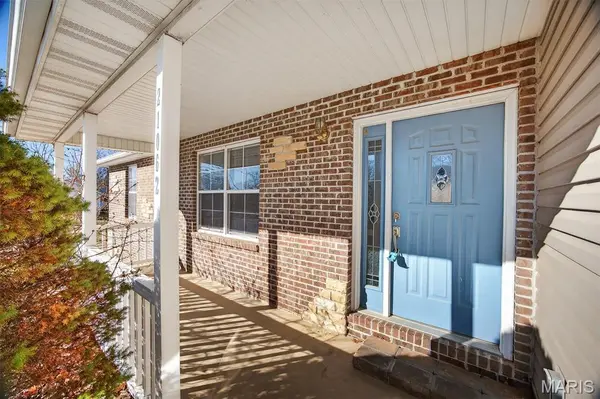 21062 Larson RD, Waynesville, MO 65583