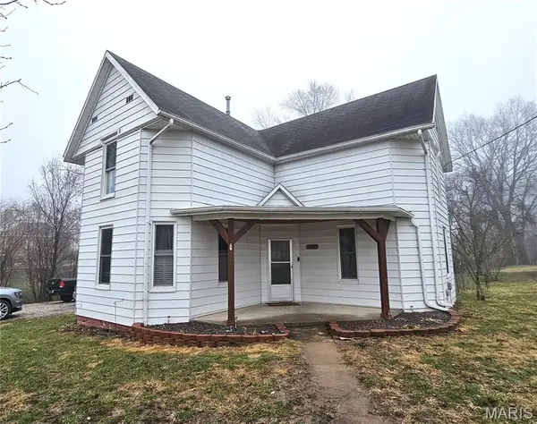 123 Bluff ST, Frankford, MO 63441