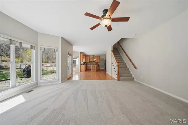 761 Southern Hills DR, Eureka, MO 63025