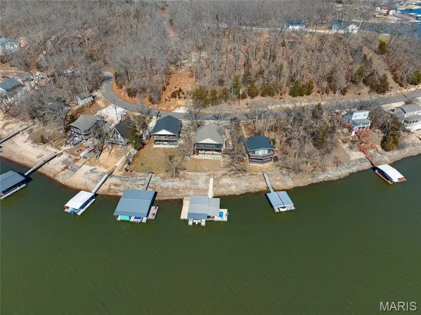 698 Woodland DR, Climax Springs, MO 65324