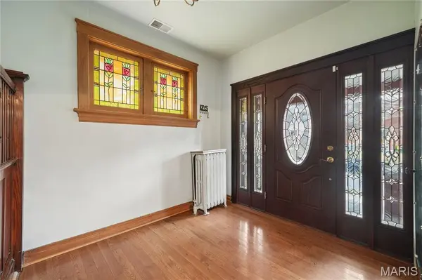 3956 Connecticut ST, St Louis, MO 63116